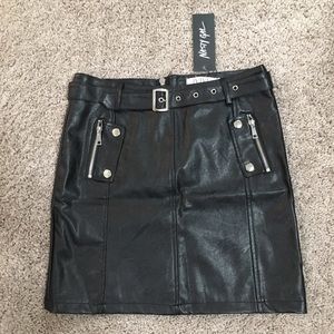Leather skirt